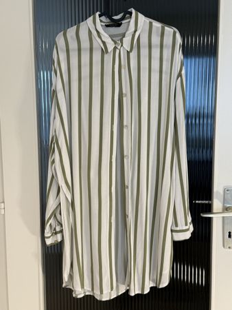 Chemise rayée blanche et verte Bershka