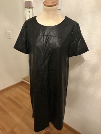 Damen Kleid Opus Kunstleder schwarz Grösse 40 Zustand gut