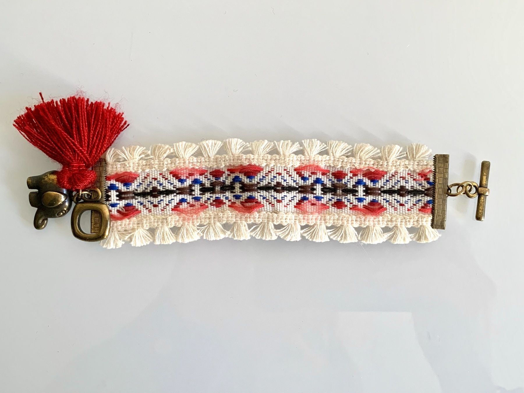 Bracciali & Braccialetti: Hübsches handgemachtes Armband – Usato da Bern venduto da Fraeuleinhonig 1