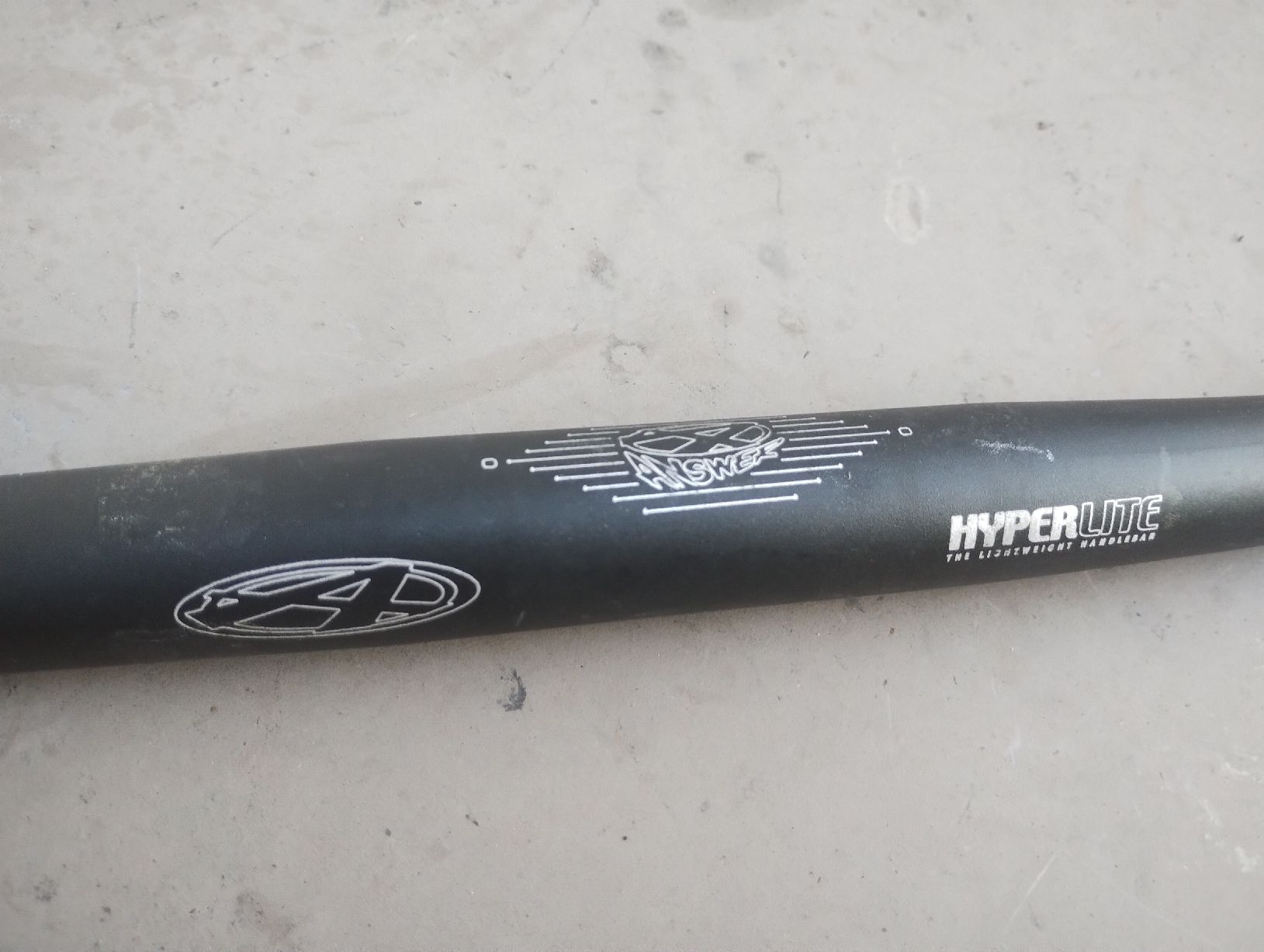 Pezzi di ricambio: Answer Hyperlite MTB Lenker Vintage 580mm - ungekürzt  – Usato da Oetwil am See venduto da Kukuxumusu