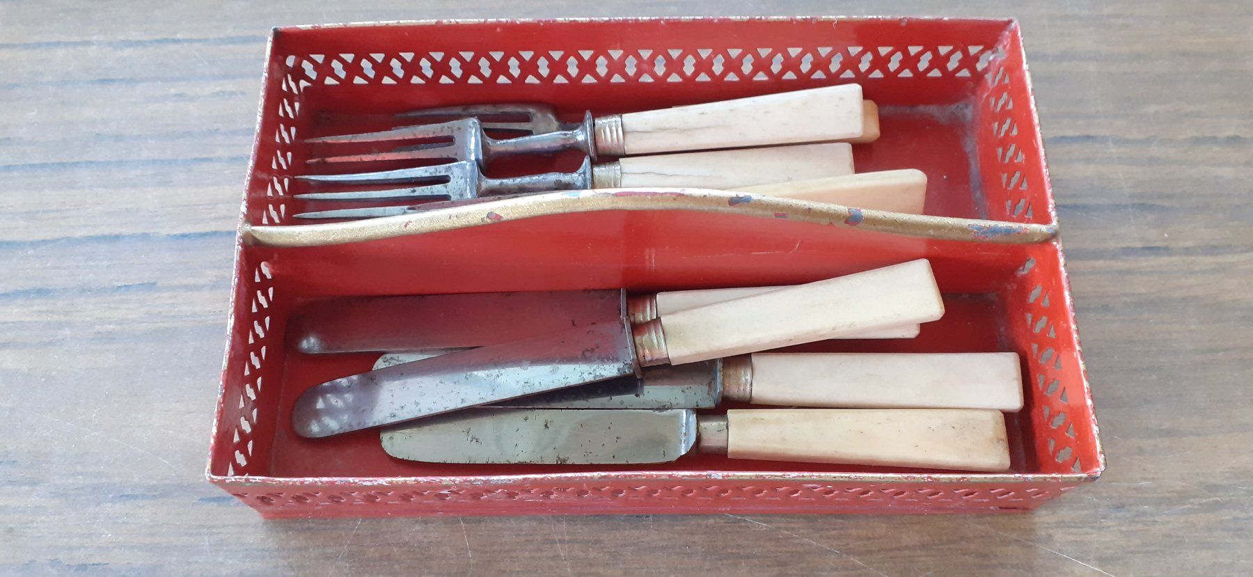 Giocattoli: Puppenstube antik Geschirr – Usato da Mörschwil venduto da lindaswunderkiste 1