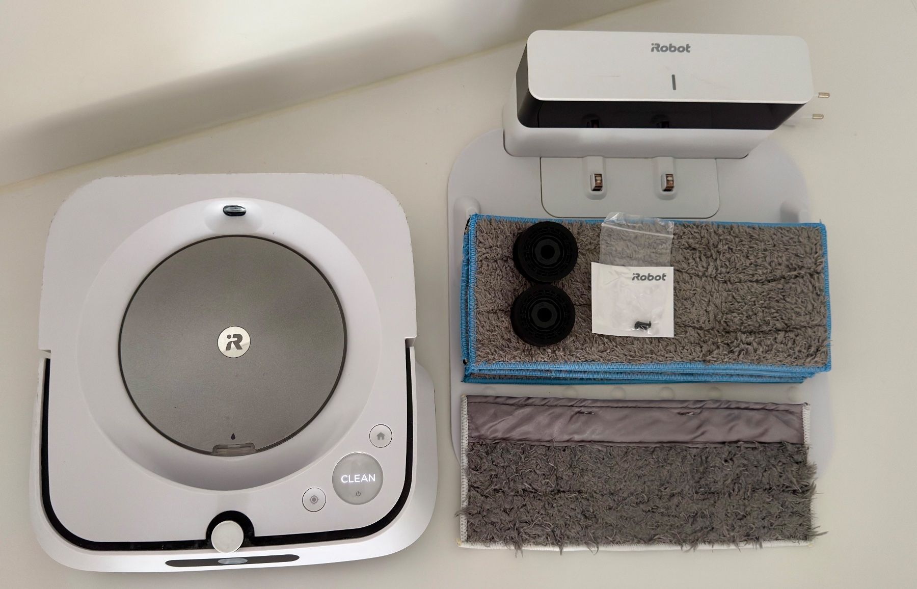 Irobot Aspirateurs & Accessoires: iRobot Braava Jet M6 – Défectueux à Sursee par Johnni. 2