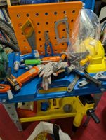 Werkbank für Kinder mit viel Zubehör zu verkaufen! Bob der B