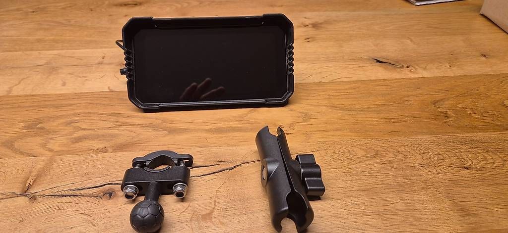 Navigatori: Navi Display Carplay/Autoandroid – Usato da Schwendibach venduto da hp52sg51