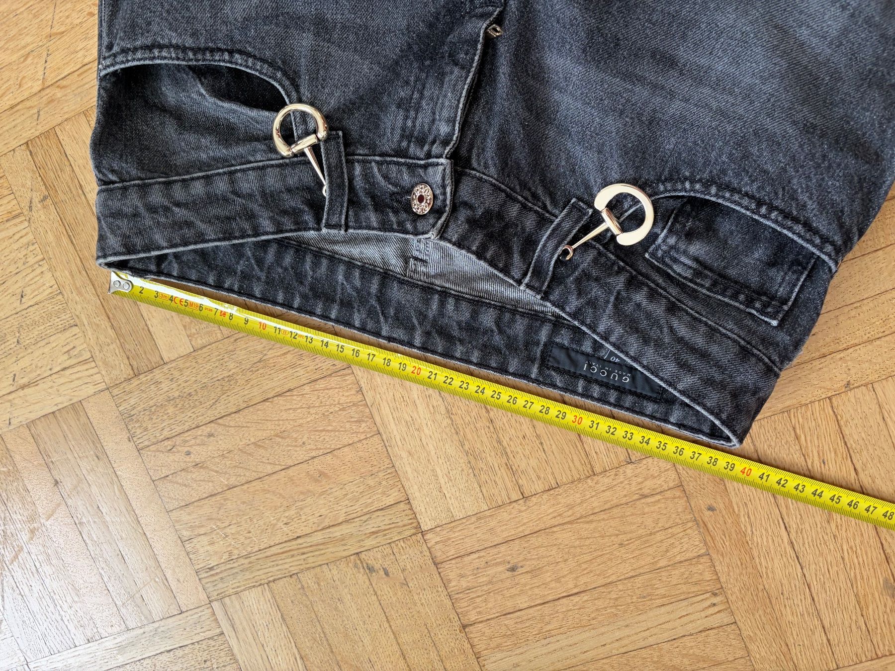 Gucci Jeans: Gucci jeans S – Gebraucht aus Baar von ViennaG 4