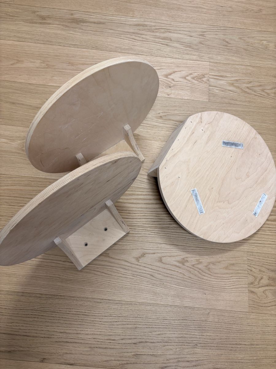Altro in Decorazioni & Accessori: Supporti in legno usati – Usato da Worblaufen venduto da Da690 1