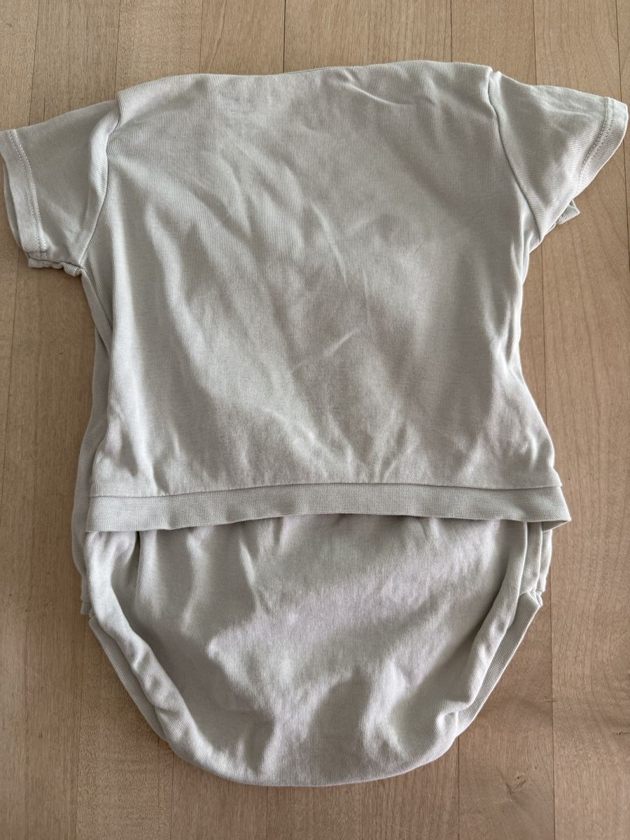H&M Lotti & Set di vestiti: 2 süsse Kurzarm Bodys 68/74 von H&M – Usato da Lyss venduto da Sibella56 1