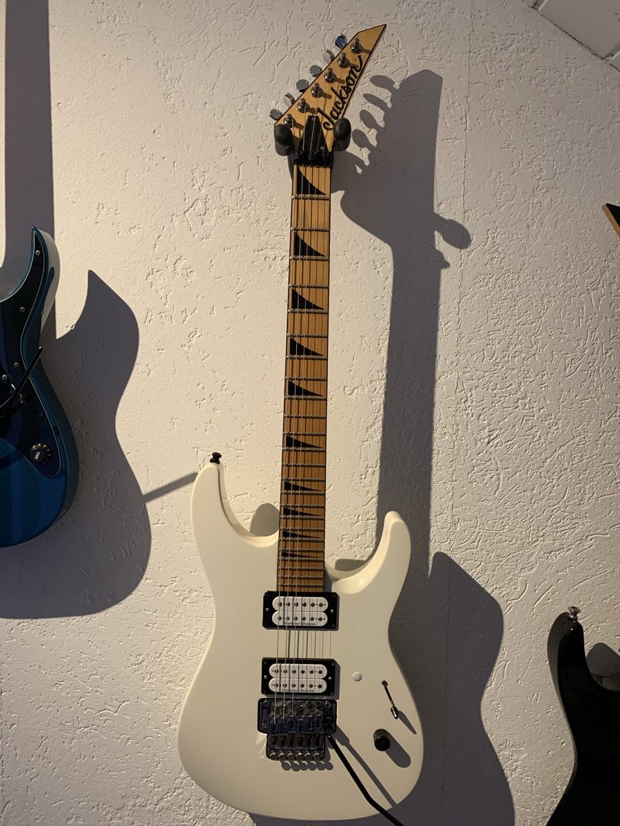 Jackson Musikinstrumente: Jackson DK2M made in japan – Gebraucht aus LONAY von Luz8