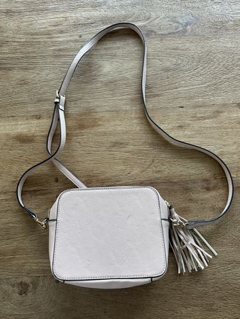 Schicke Damen Handtasche Hallhuber Rosé Gold Vintage Look