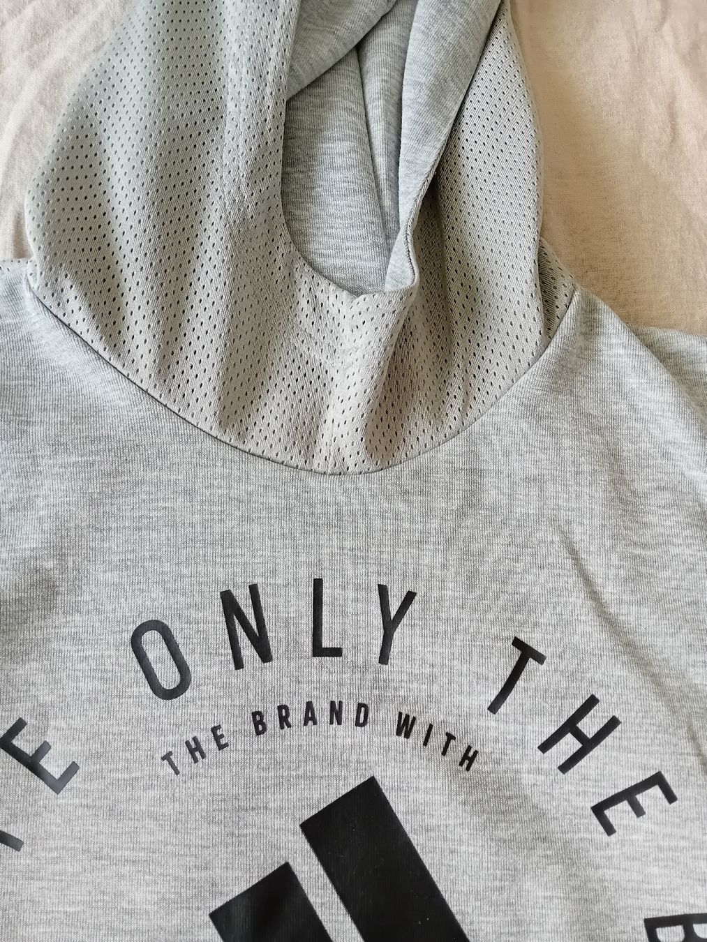 Adidas Maglioni & Felpe: Adidas Hoodie Größe 164 - Hellgrau – Usato da Romanshorn venduto da milenva 1