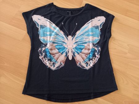 T-Shirt mit Schmetterlingsdruck, Gr. 36/38 von bonprix