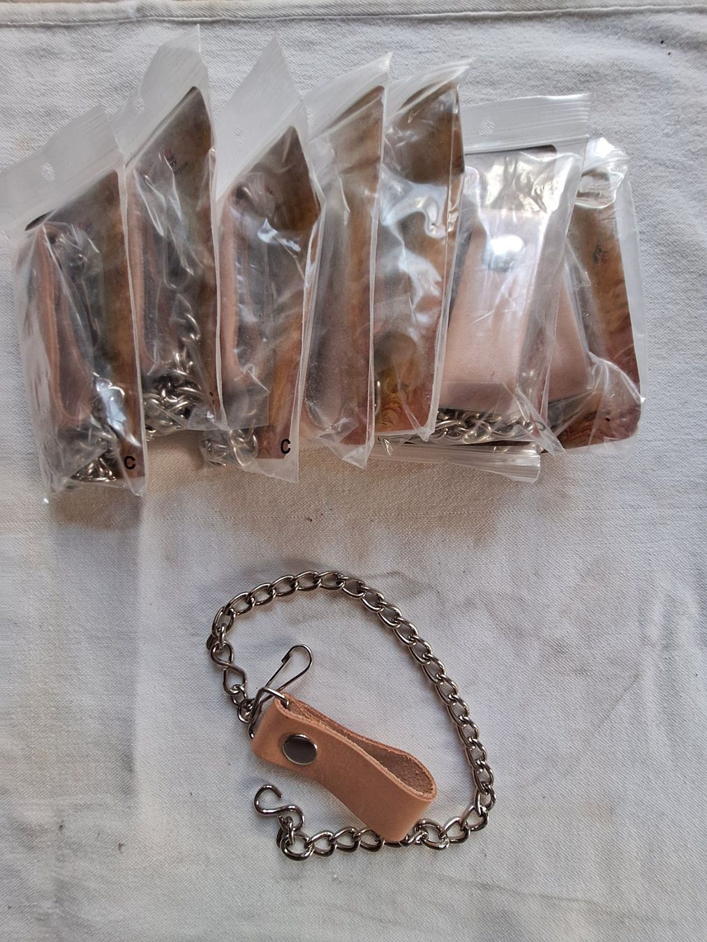 Portafogli: Kette für Geldbörse – Nuovo e nell'imballaggio originale da Peiden venduto da patgifics 1