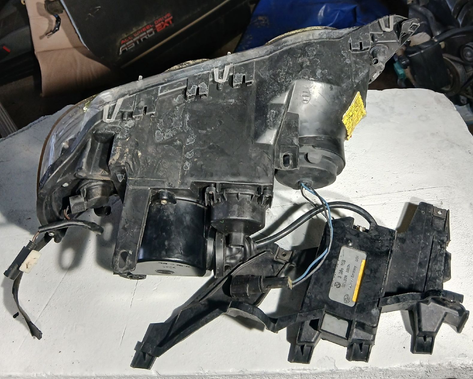 BMW Fari: Phares BMW X5 E53 4.6is – Usato da la heutte venduto da Auto-stock 3