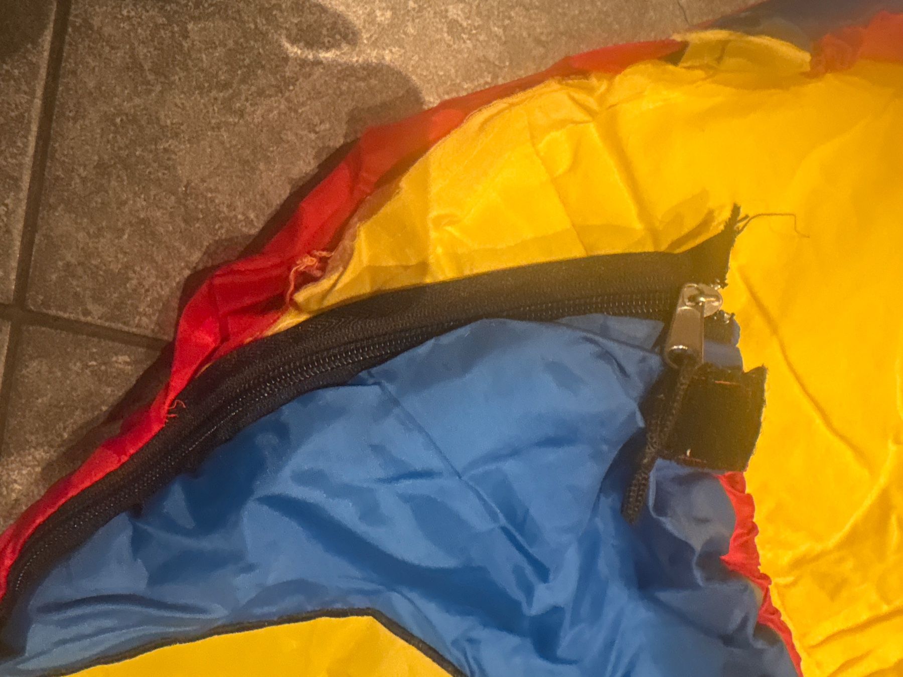 Sacchi a pelo: Kinderschlafsack mit Waschbär-Motiv – Usato da Andwil SG venduto da schmei 1