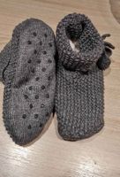 Warme, graue Hüttenschuhe / Socken Grösse 39 NEU