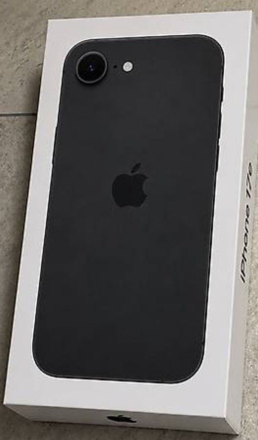 Apple Telefoni cellulari / Smartphones: iPhone 17e - 256go - NEUF – Nuovo e nell'imballaggio originale da Penthalaz venduto da david_1304
