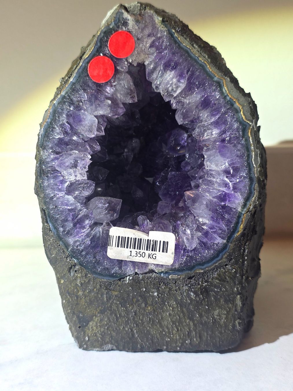 Minerali & Pietre curative: Amethyst Cave 1.35kg – Nuovo e nell'imballaggio originale da Matzingen venduto da Shay_Crystalz 1