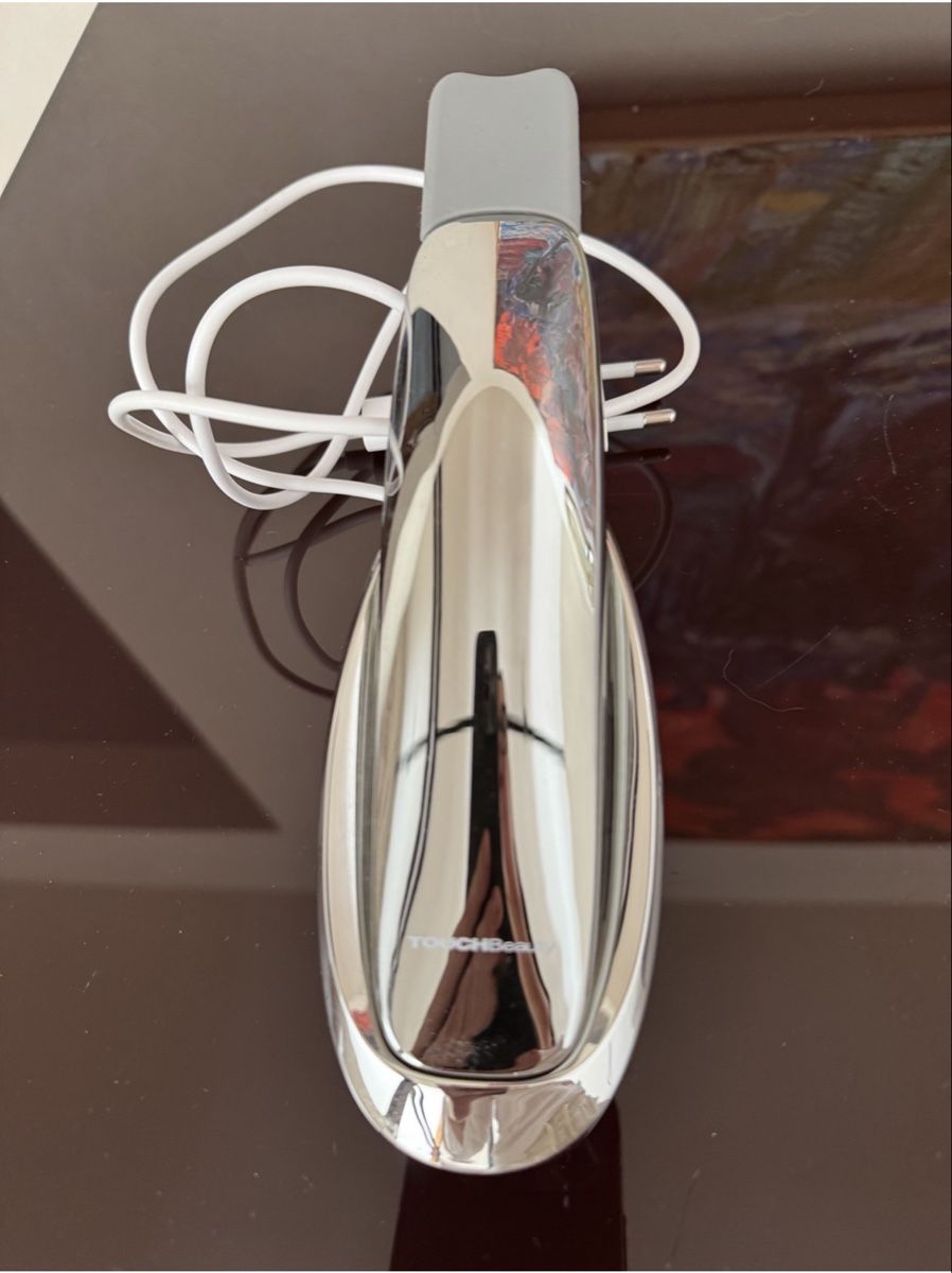 Gesichtspflege: Ultrasonic scrub device – Gebraucht aus Genolier von tan_rd6s