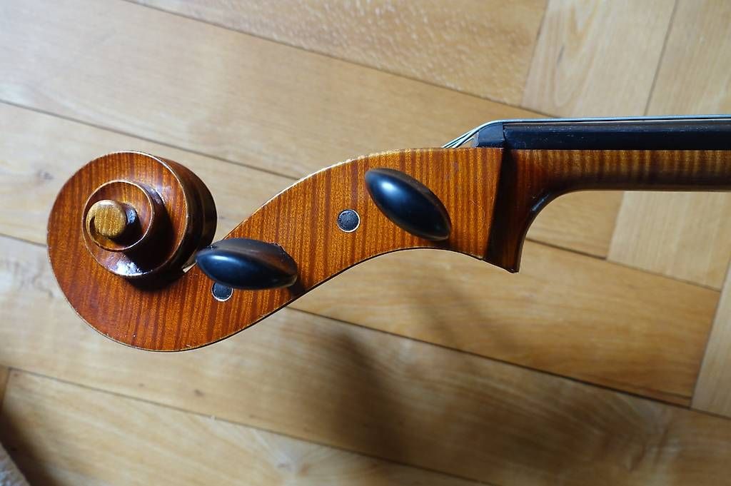Strumenti musicali: 4/4 Cello massiv – Usato da Bern venduto da Els_g2n8 2