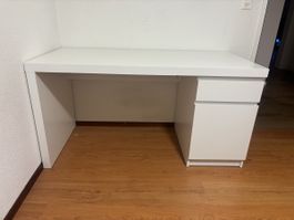 Schreibtisch IKEA weiss mit Schubladenelement gebraucht