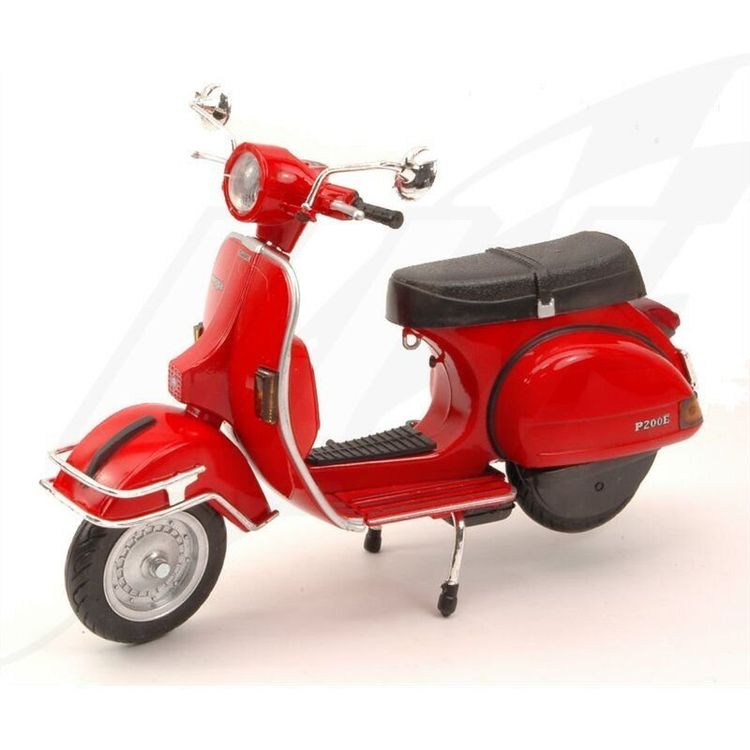 NEW RAY - 1:12 Vespa P200E Modell rot (Neu und originalverpackt) in ...