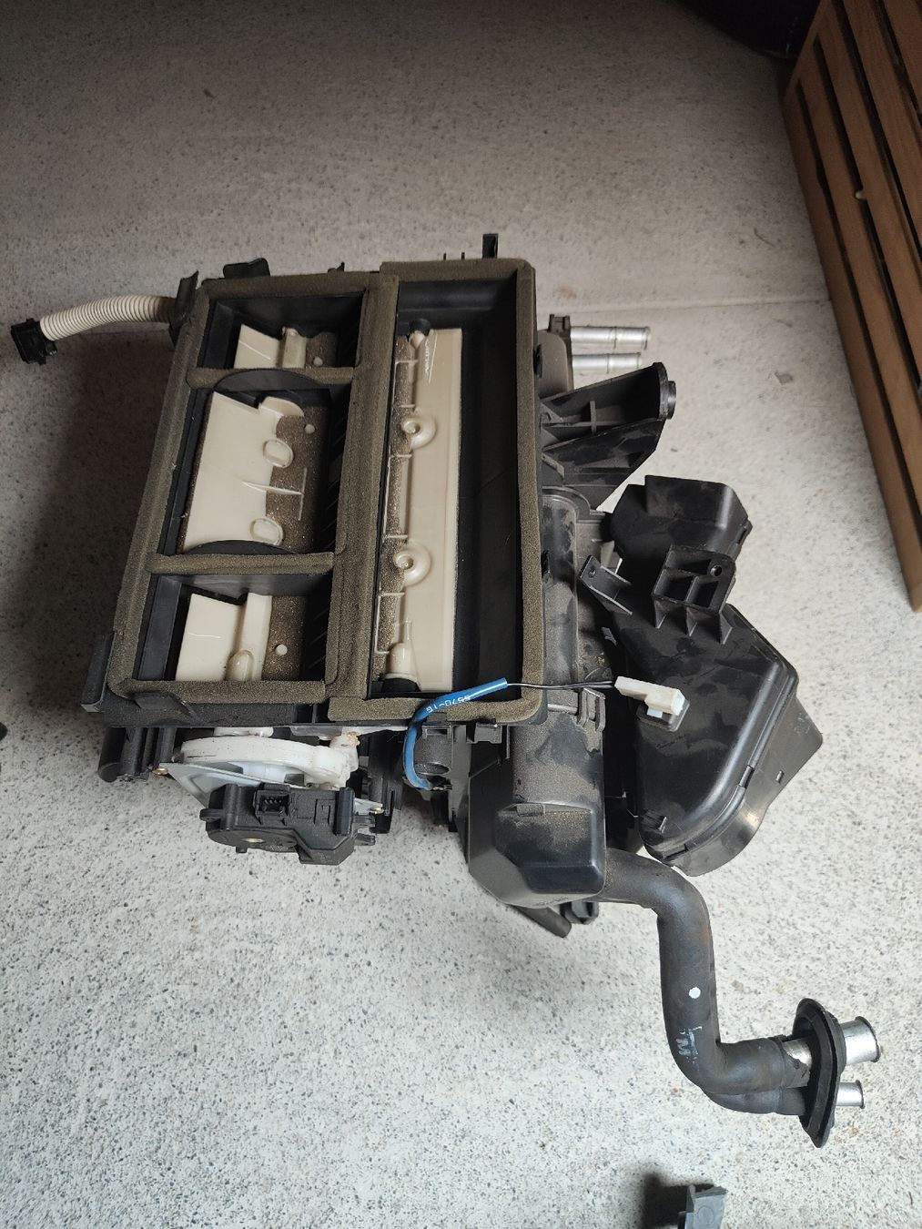 Toyota Tutti pezzi di ricambio auto: chauffage / climatisation Toyota Corolla 1.8 TS 2005 – Usato da Monthey venduto da Aspec85