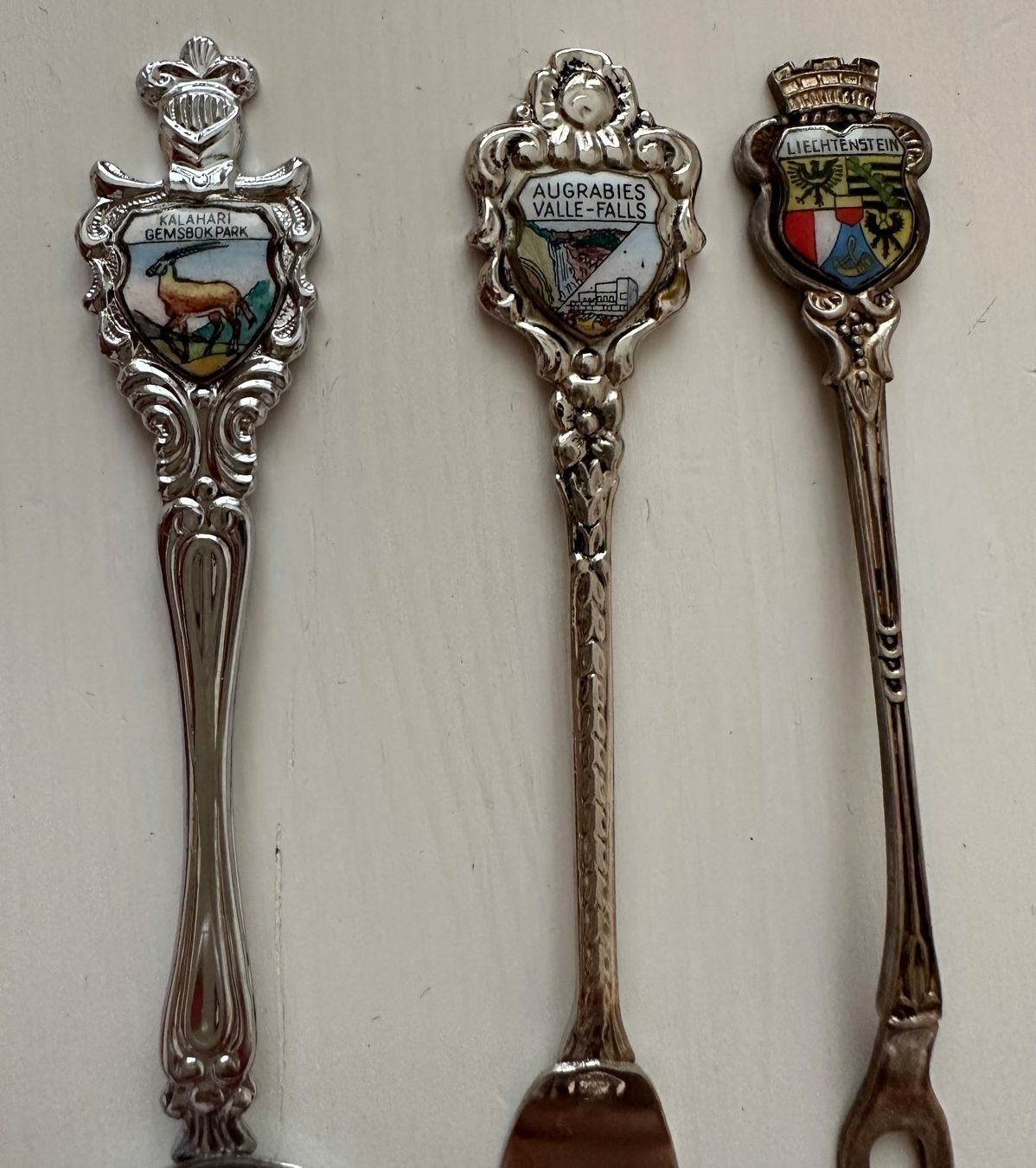 Set di posate: 3 kleine Löffel und Gabel – Usato da Luzern venduto da Topseller1000 1