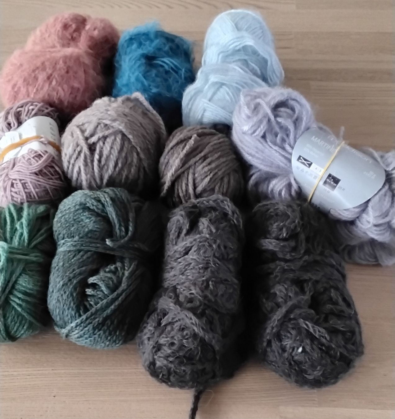 Lana: Diverse Wollresten ca 800g – Usato da Rupperswil venduto da Joggi023 2