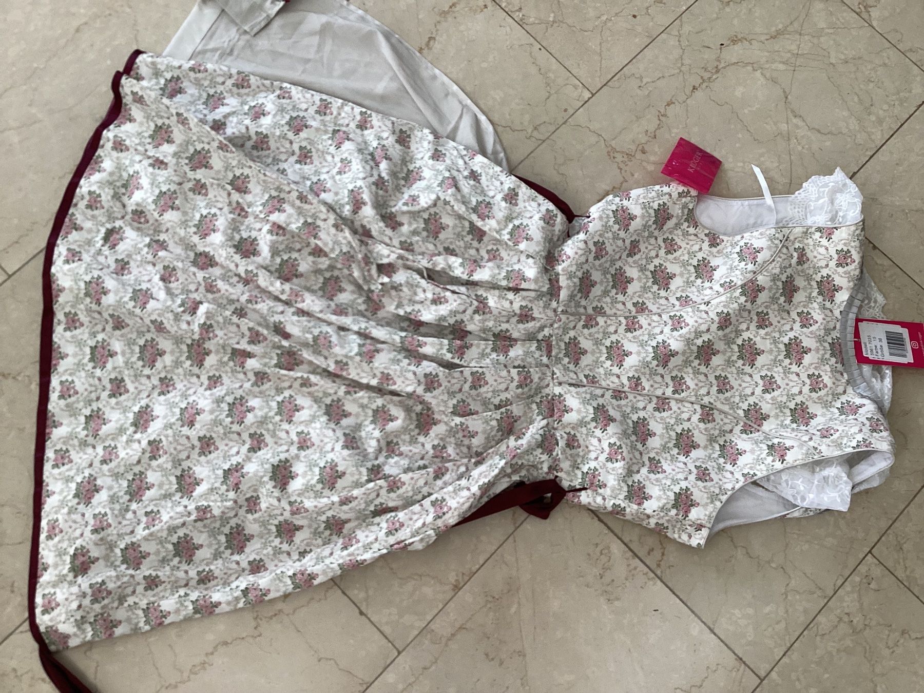Krüger Vestiti: Dirndl von Krüger. Inkl Bluse – Nuovo (secondo la descrizione) da Flüelen venduto da ne08 2