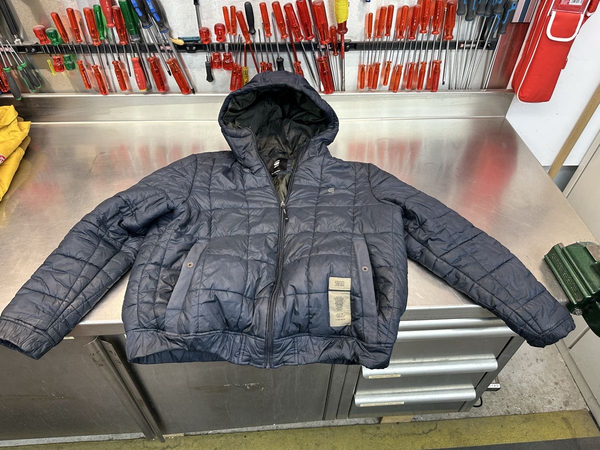 G-Star Giacche: G-Star RAW Meefic Steppjacke dunkelblau – Usato da Schwende venduto da weesli
