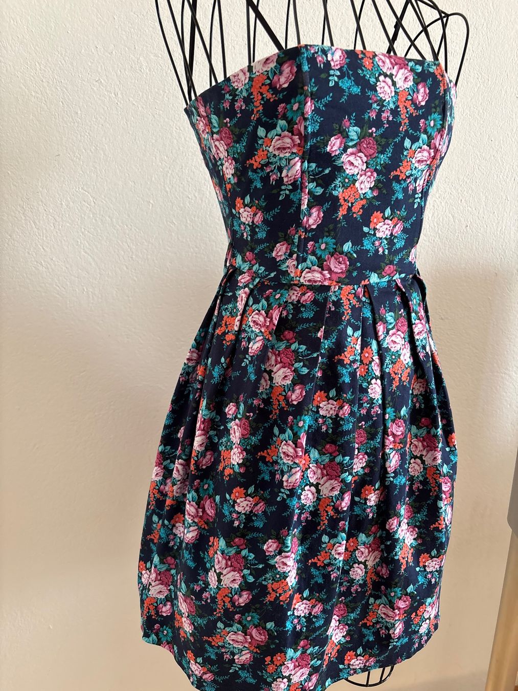 Vestiti: Kleid – Usato da Bern venduto da vba_9ldj 1