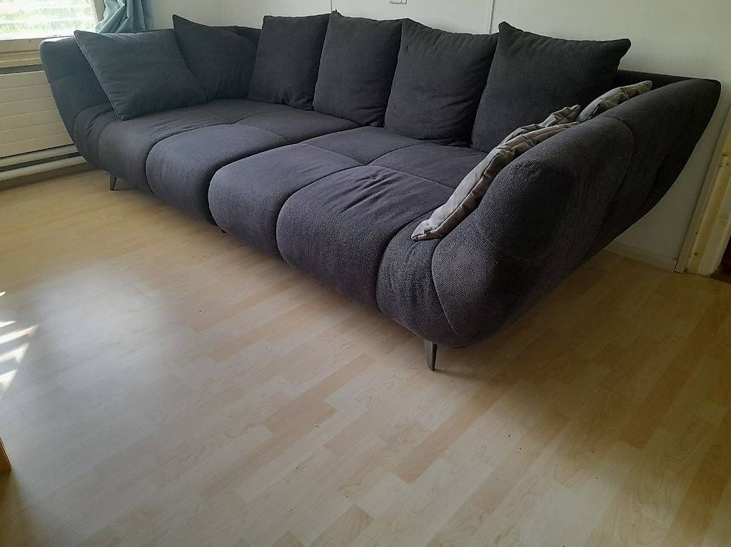 Sofas: Sofa - Bigsofa 300x79x133 – D'occasion à Ebnat-Kappel par mon_nk52