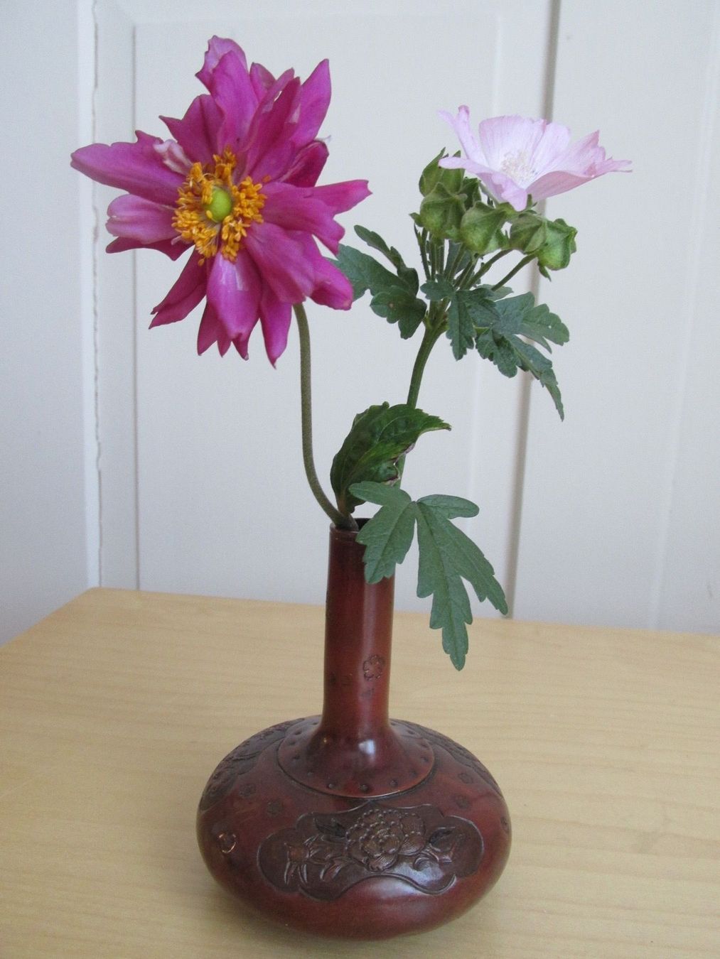 Vasi & Recipienti: Kleine Vase / Bronzevase, asiatisch, antik – Usato da Winterthur venduto da mat_q5d5 1