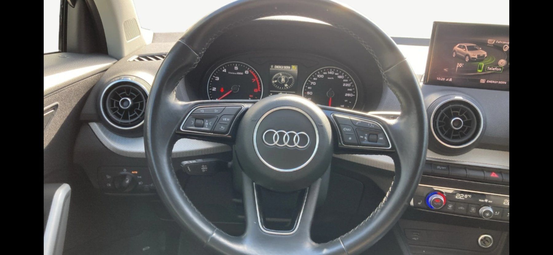 Audi Automobili: Audi Q2 35 TFSI Model 2020 – Usato da Pieterlen venduto da Saas-Fee11 5
