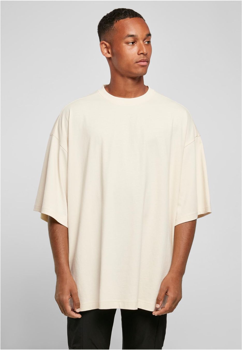 T-shirt: UGi BIGY Tee - Oversize Tee - Sand – Nuovo e nell'imballaggio originale da Regensdorf venduto da StyleTown 7