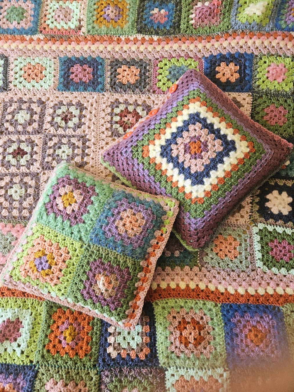 Coperte: couverture et ses 2 coussins a l épeautre – Nuovo e nell'imballaggio originale da Thônex venduto da lacomtessedesfees 1