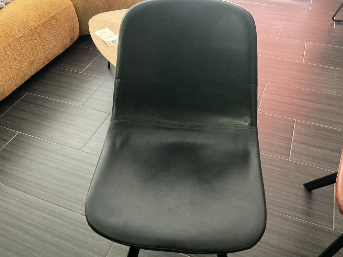 Conforama Sedie: Lot de 6 chaises – Usato da Martigny venduto da Maxou74
