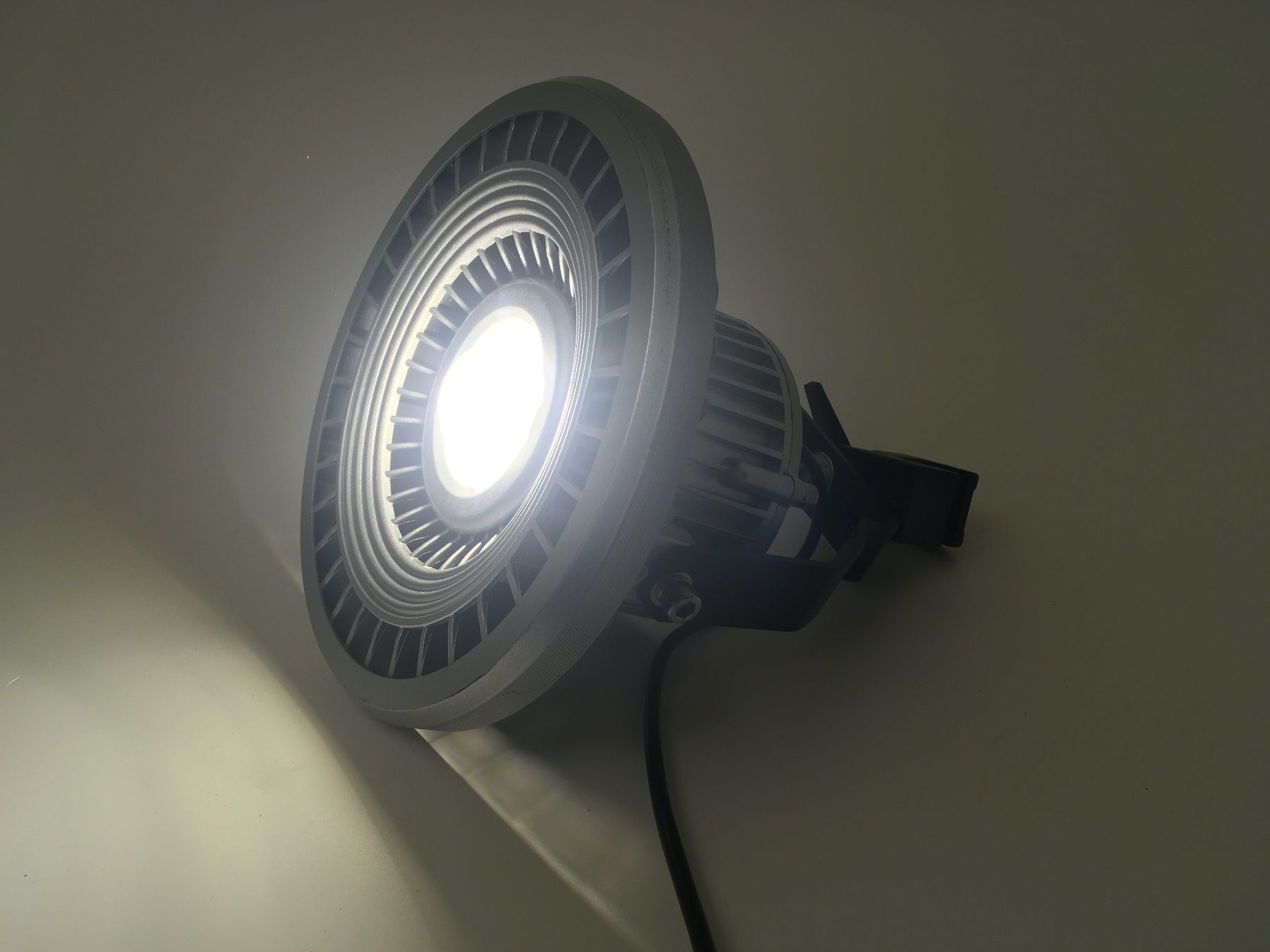 Lampade: LED Spotlight 120 W, professionell – Usato da Rheineck venduto da emma.gut 2