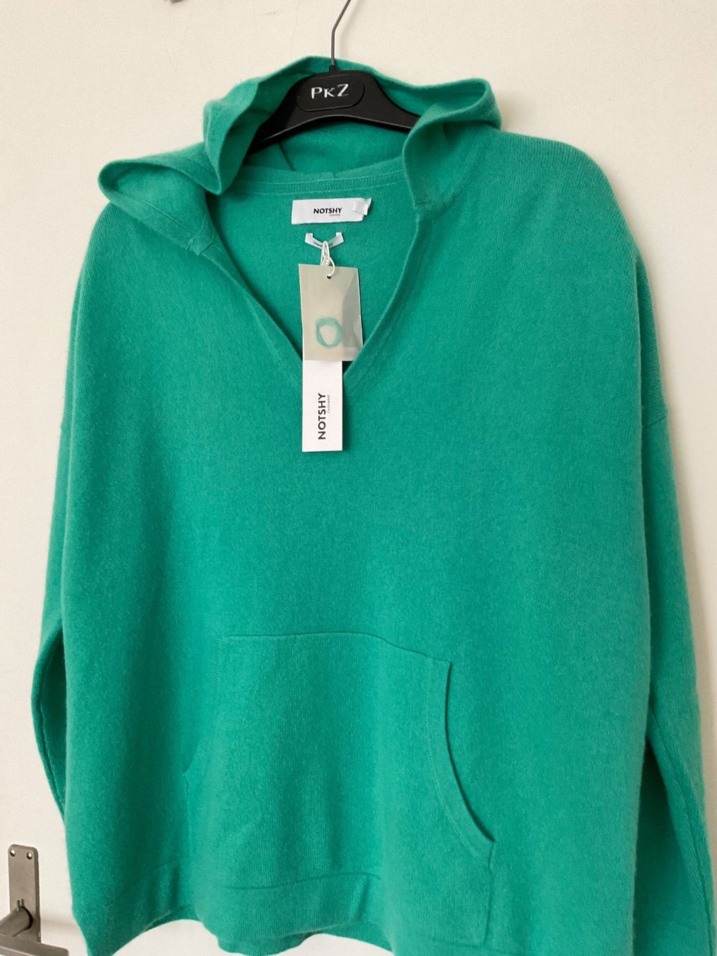 Pullover & Sweatshirts: NOTSHY 100% Kaschmir oversize Pullover Gr S/M NEU NP 270 – Neu und originalverpackt aus Urdorf von alda02