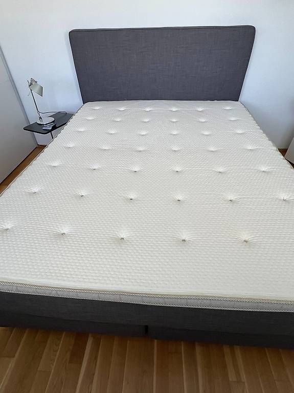 Betten: Modernes Boxspringbett in Anthrazit / gepolstertem Kopfteil. – Gebraucht aus Schuebelbach von jaflespacheco 2