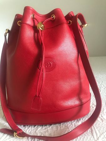 Magnifique sac Gucci en cuir grainé vintage en parfaite état
