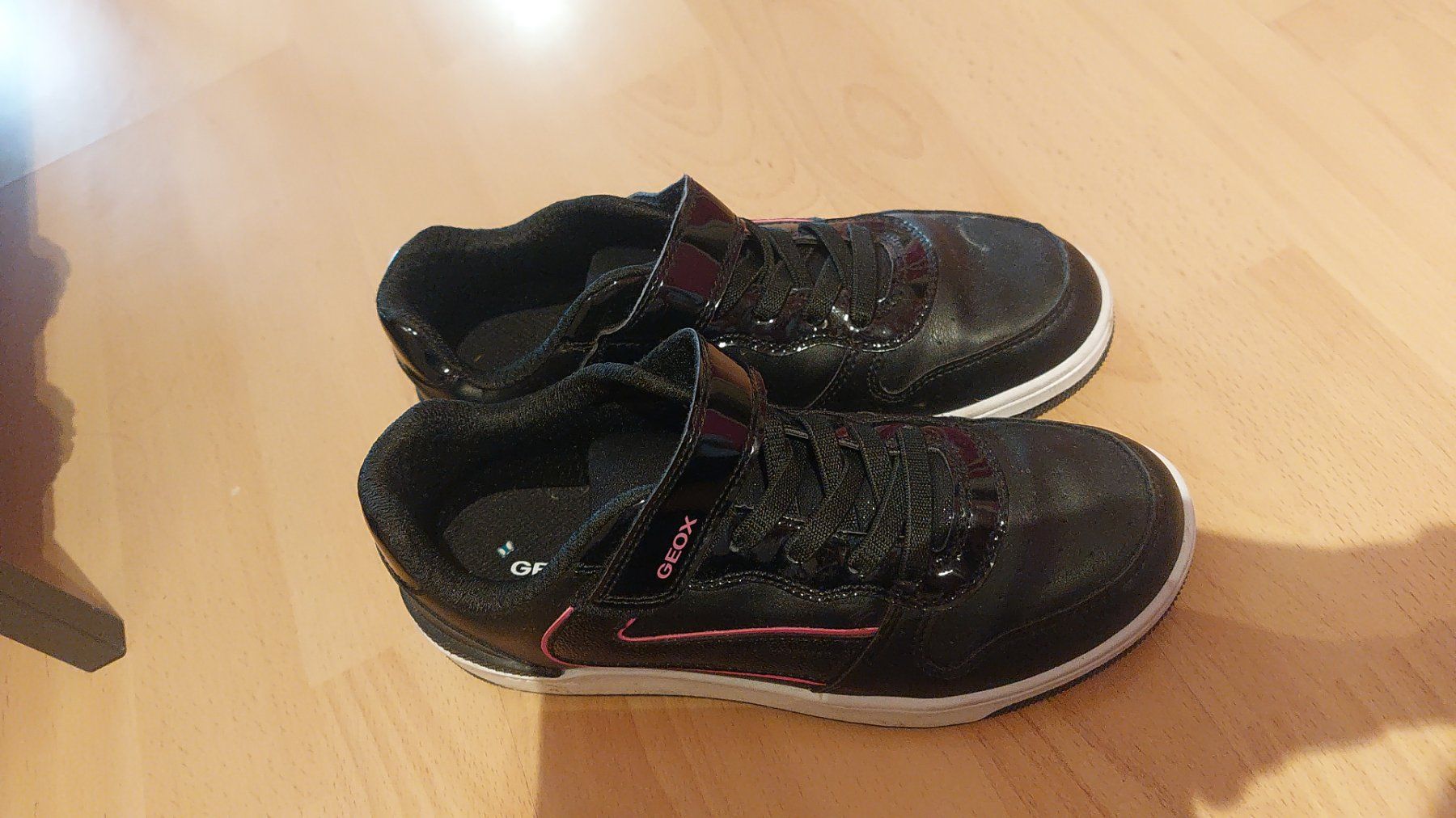 Geox Scarpe per ragazze: Geox gr.36 – Usato da Wittenbach venduto da Bruno15. 2