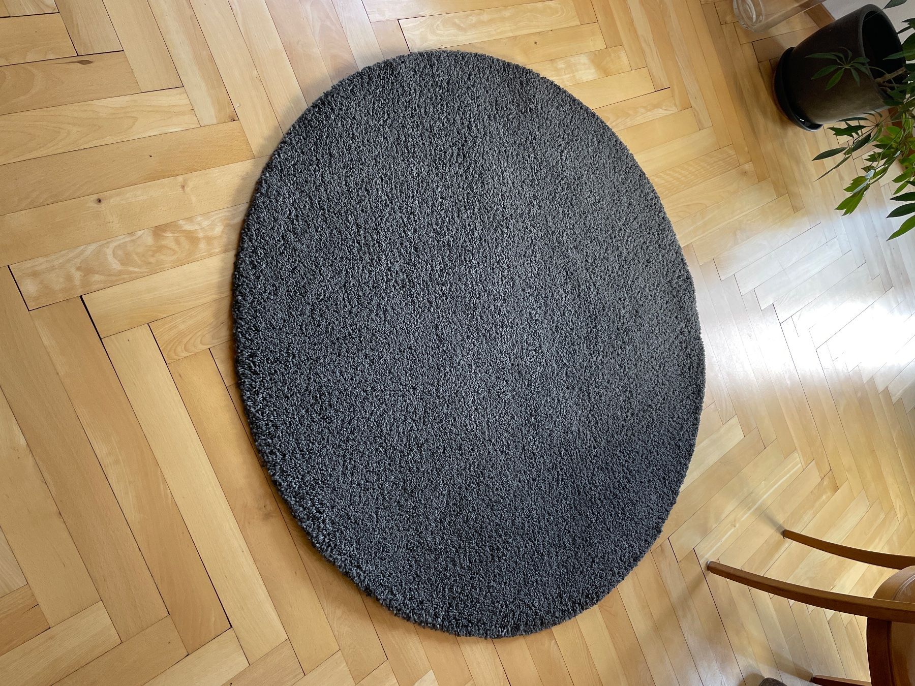 Ikea Tappeti: Runder Teppich dunkelgrau 130cm – Usato da Luzern venduto da Leelii