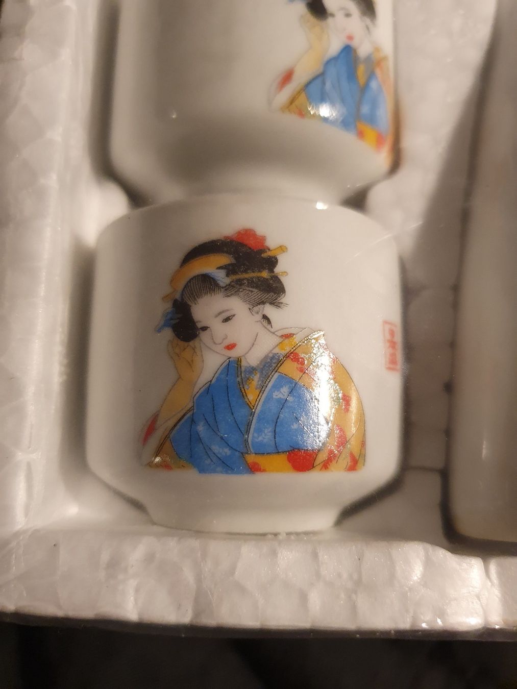 Set di piatti: Japanisches Sake-Set aus Keramik, 7-teilig – Nuovo (secondo la descrizione) da Worb venduto da FroLok 2