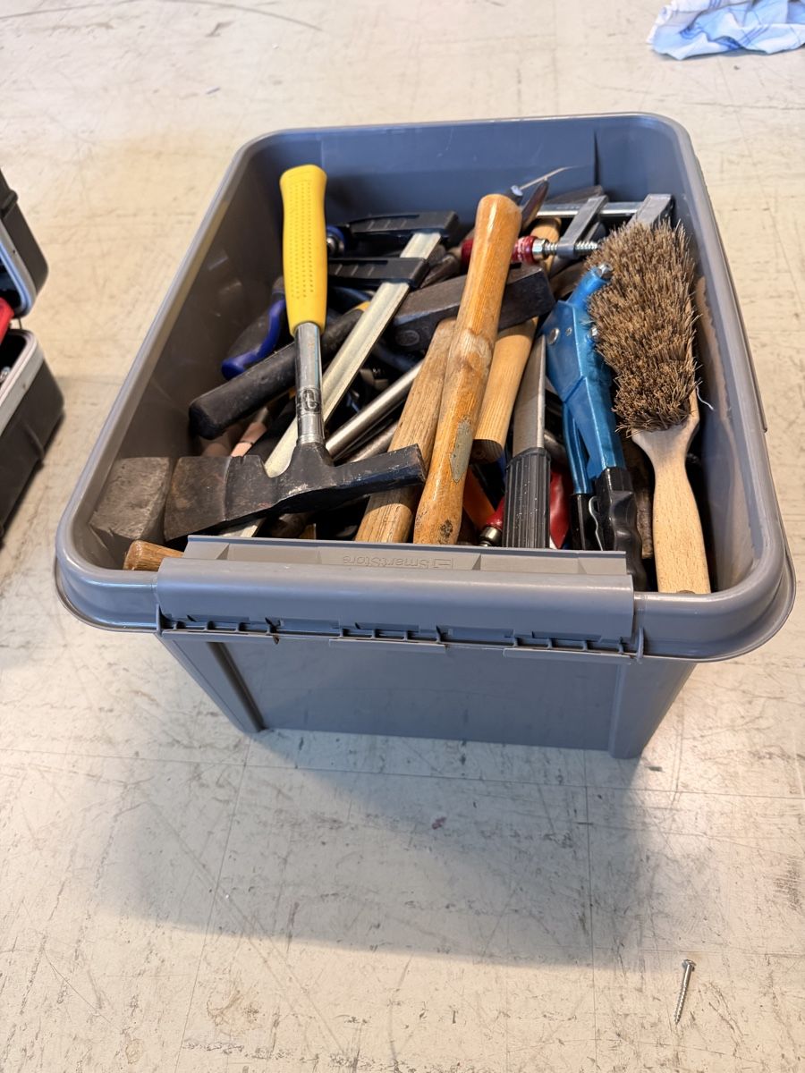 Tutti gli attrezzi: Werkzeug Set in Kunststoffbox gebraucht – Usato da St. Gallen venduto da ima_h6l9 1