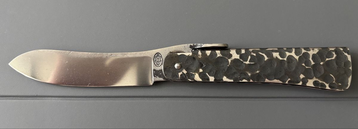 Coltelli tascabile: Couteaux piémontais brut de forge Anthony Brochier – Nuovo (secondo la descrizione) da Yverdon-les-Bains venduto da Signifer67