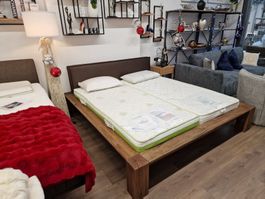 Sumpfeichen Bett