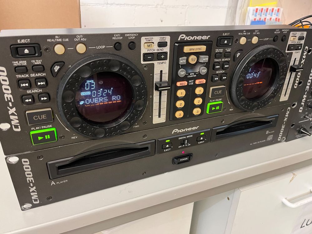 Pioneer Profi DJ-Set DJM-3000 + CMX-3000 | Kaufen auf Ricardo