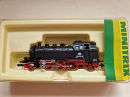 Jolie locomotive à vapeur 