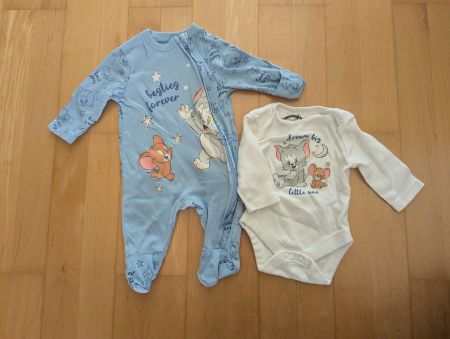 Strampler und Body Tom und Jerry Grösse 50-56